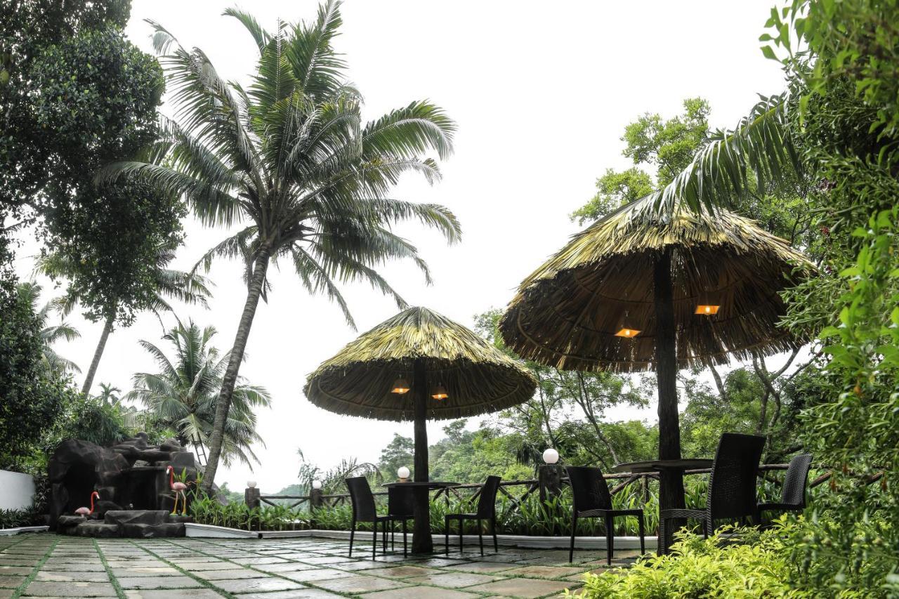 Hormuz Inn Kolattupuzha Exterior foto