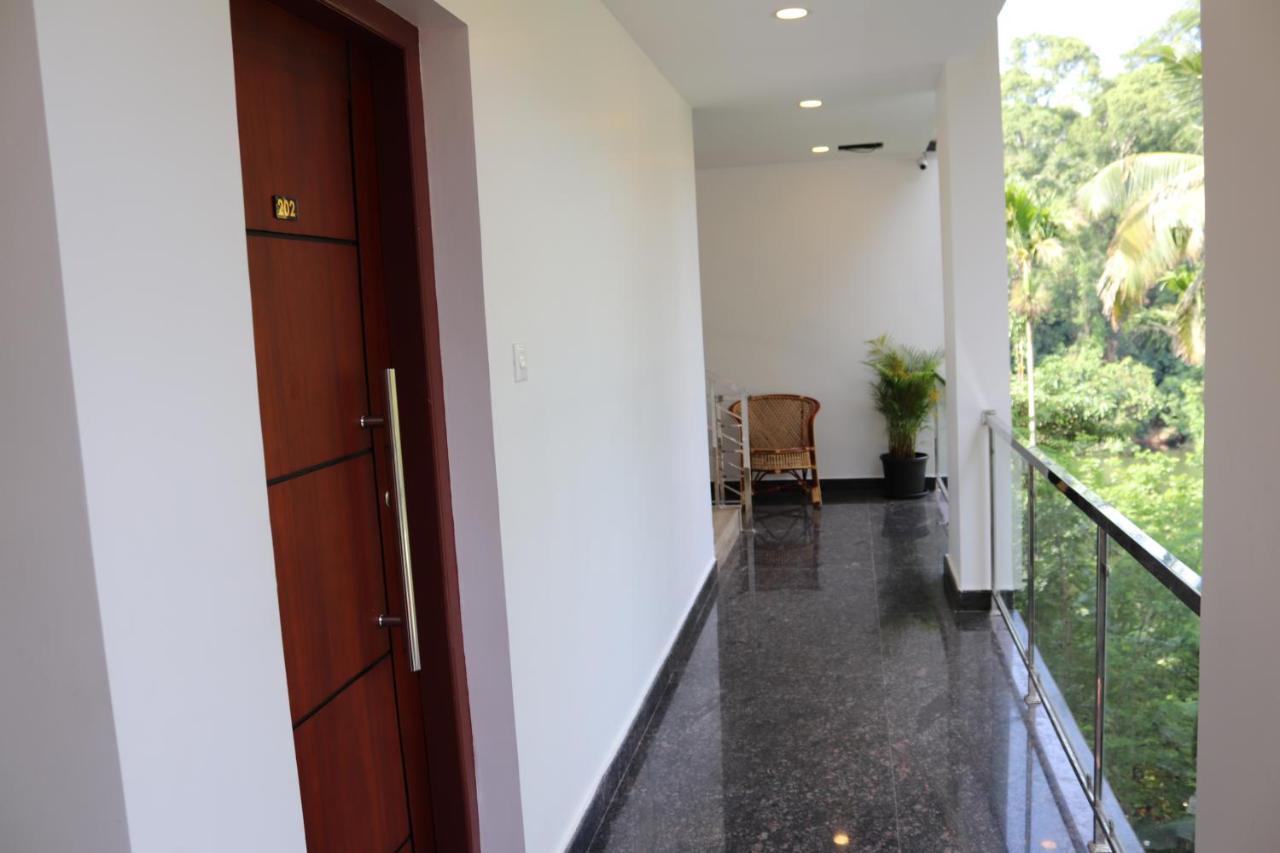 Hormuz Inn Kolattupuzha Exterior foto